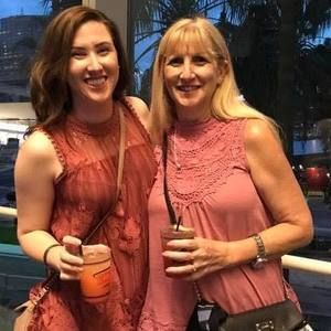 Meet your Posher, Liz